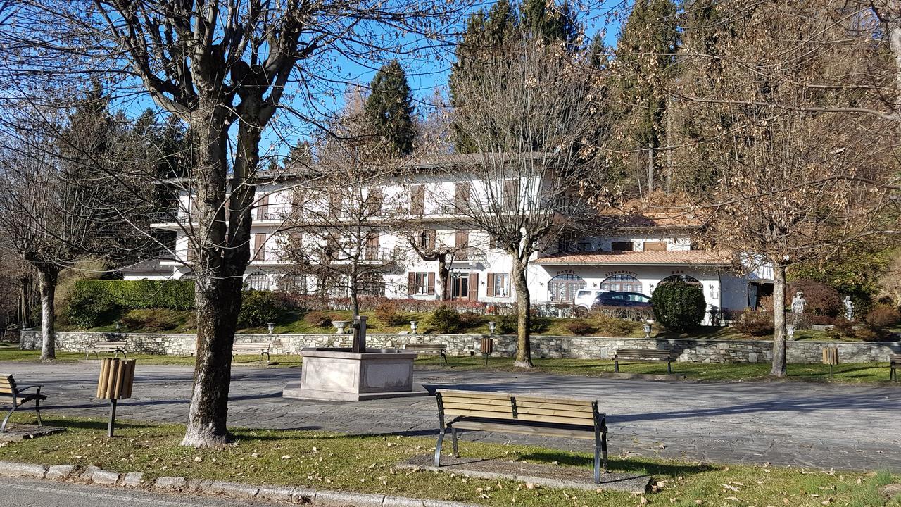Hotel Madonna Di Luciago Armeno Exterior photo