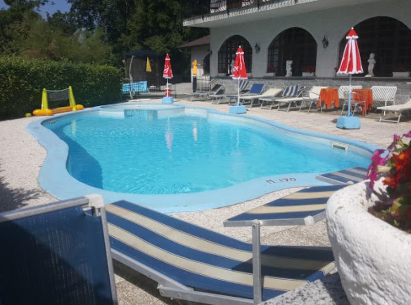 Hotel Madonna Di Luciago Armeno Exterior photo